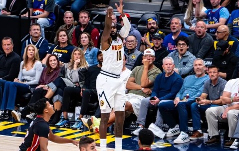 九游体育官网-关于清晨体能课后，奥兰多魔术队长鼓劲备战NBA常规赛，更衣室稳定，赛程密集仍需轮换的信息