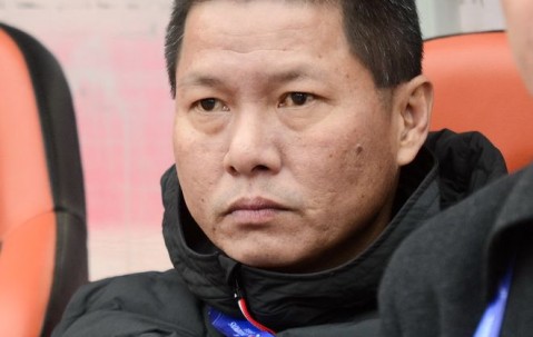九游体育下载-赛后体能课后，埃因霍温调整名单备战亚冠，媒体盛赞，资深球员宣示担当的简单介绍